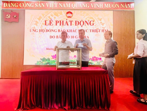 LỄ PHÁT ĐỘNG ỦNG HỘ ĐỒNG BÀO KHẮC PHỤC THIÊN TAI CƠN BÃO SỐ 10