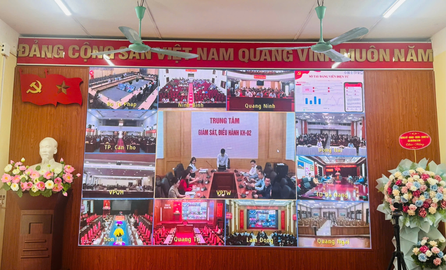 Hội nghị tập huấn ứng dụng “Sổ tay đảng viên điện tử”