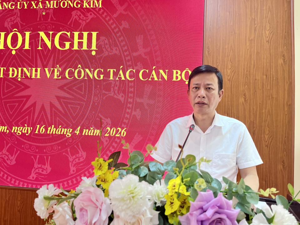HỘI NGHỊ CÔNG BỐ QUYẾT ĐỊNH VỀ CÔNG TÁC CÁN BỘ
